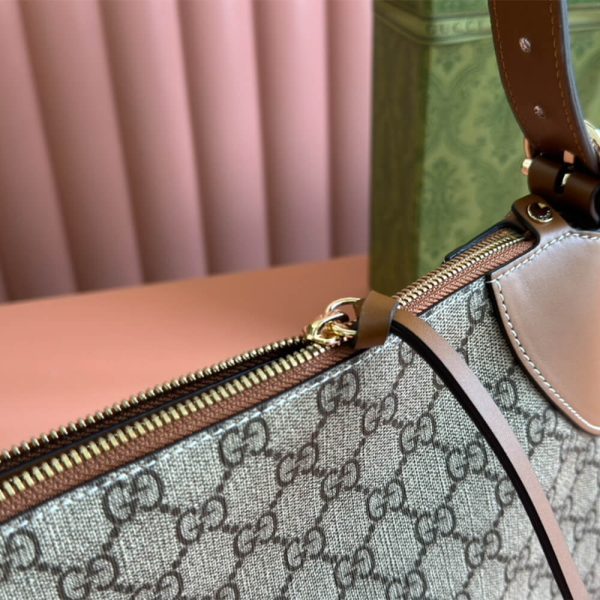 GG Emblem medium shoulder bag - Image 6
