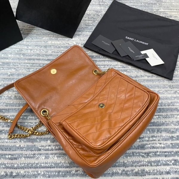 SAINT LAURENT NIKI MEDIUM IN CRINKLED VINTAGE LEATHER - Image 7
